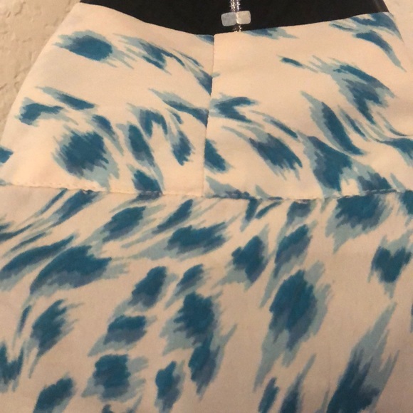 ❤️ 2/$20 Banana Republic SOLD - Picture 6 of 7